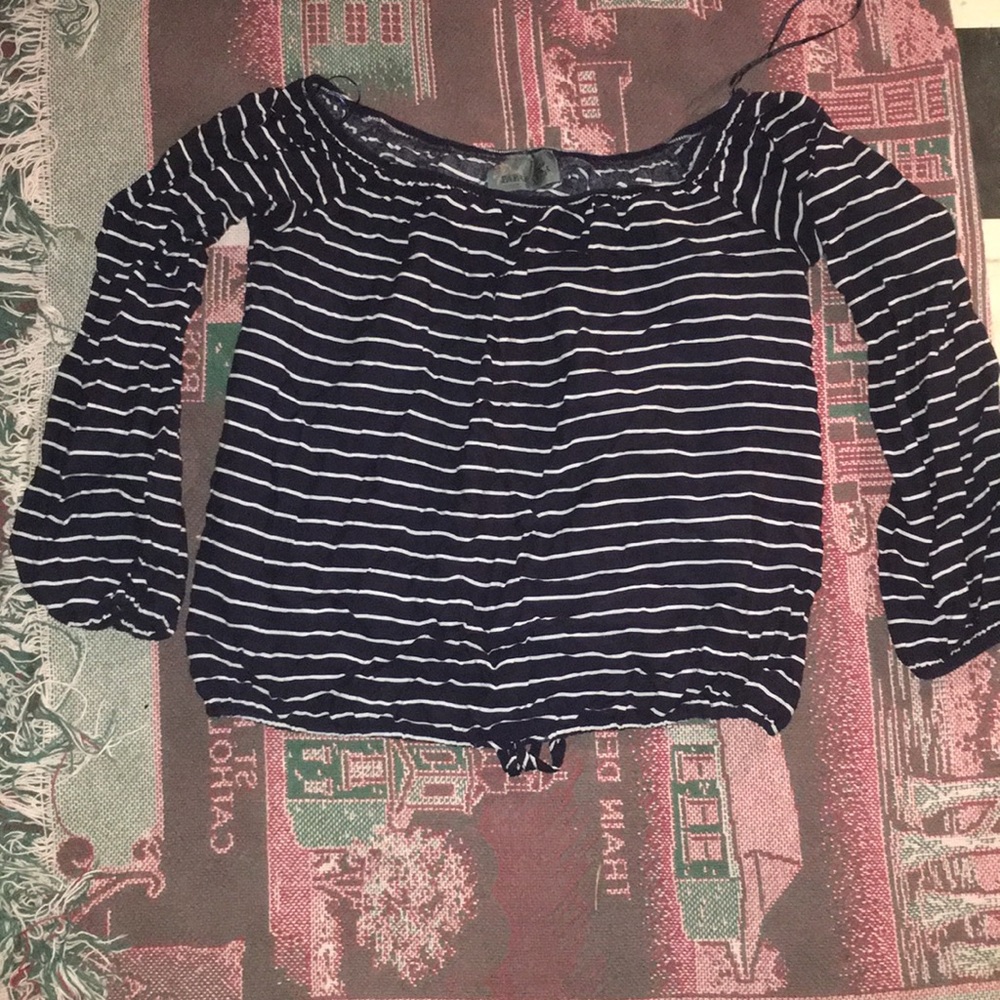 blouse type shirt